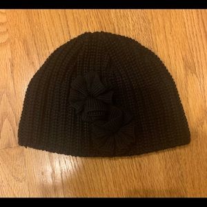 Eisbar Austria floral beanie